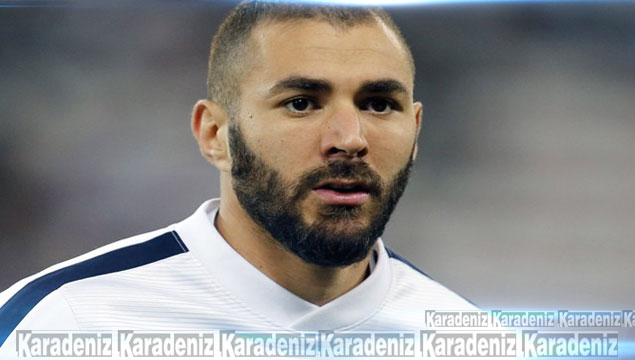 Karim Benzema, Umre'ye gitti!