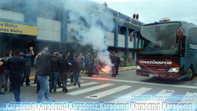 Trabzonspor'a coşkulu uğurlama