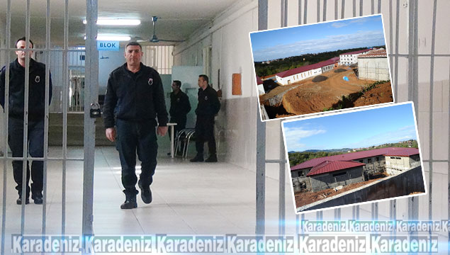 Mahkumlar taşınıyor