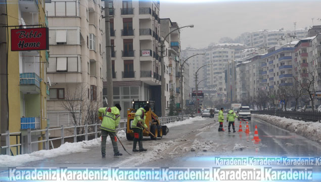 Trabzon’da kar mesaisi