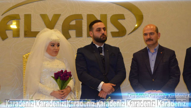 Bakan Soylu Trabzon’da nikah şahidi oldu