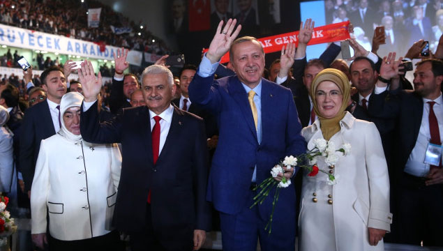 Erdoğan'dan partililere: Nerede kalmıştık?