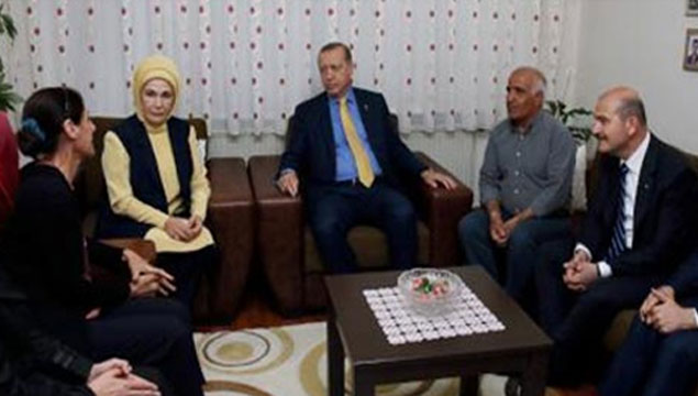 Erdoğan, şehit ailesiyle iftar açtı 