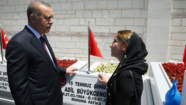 Erdoğan 15 Temmuz Şehitliğini ziyaret etti