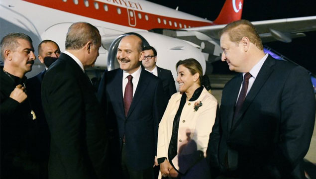 Cumhurbaşkanı Erdoğan Trabzon'dan geçti