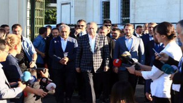 Cumhurbaşkanı Erdoğan Hz. Ali Camii'nde