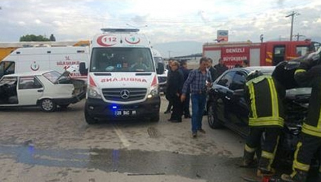 AK Parti milletvekili ve il başkanı kaza yaptı!