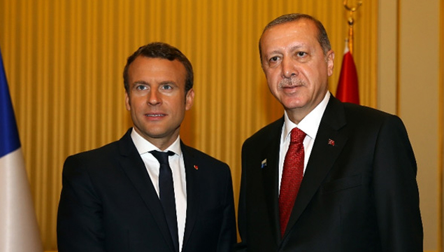 Erdoğan, Macron ile görüştü!