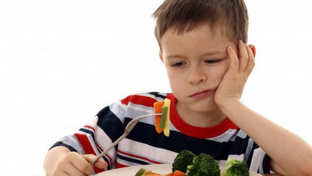 Çocuk yemek için zorlanmalı mı?