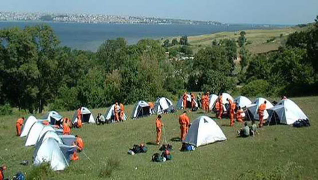 Haydi gençler kampa