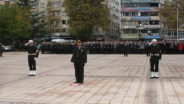 Ulu Önder Atatürk Trabzon'da anıldı