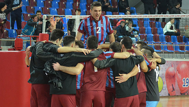 Fırtına voleybolda galip