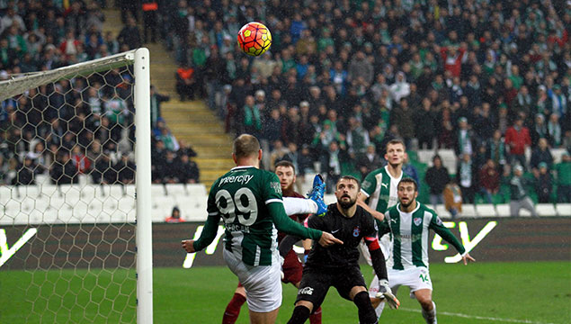 Bursaspor-Trabzonspor maçından kareler