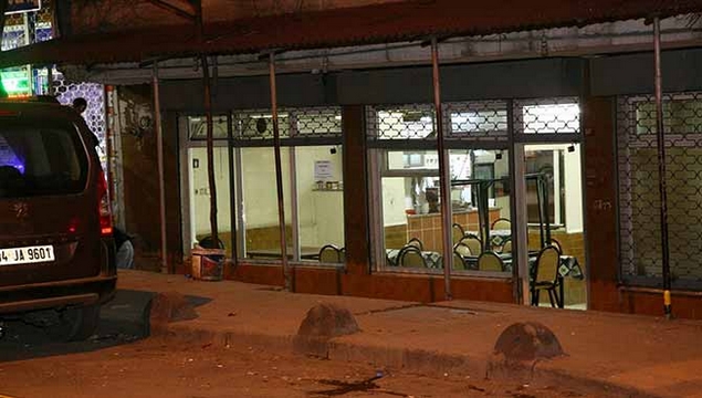 Kahvehane saldırısı: 2 yaralı