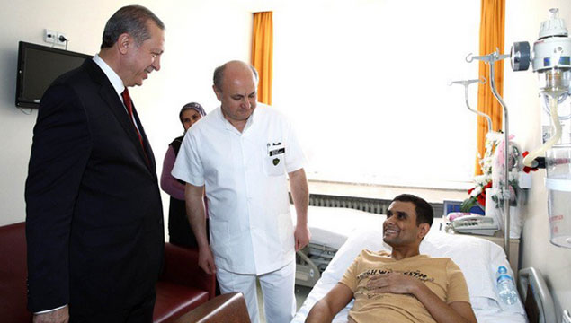 Erdoğan, saldırıda yaralananları ziyaret etti