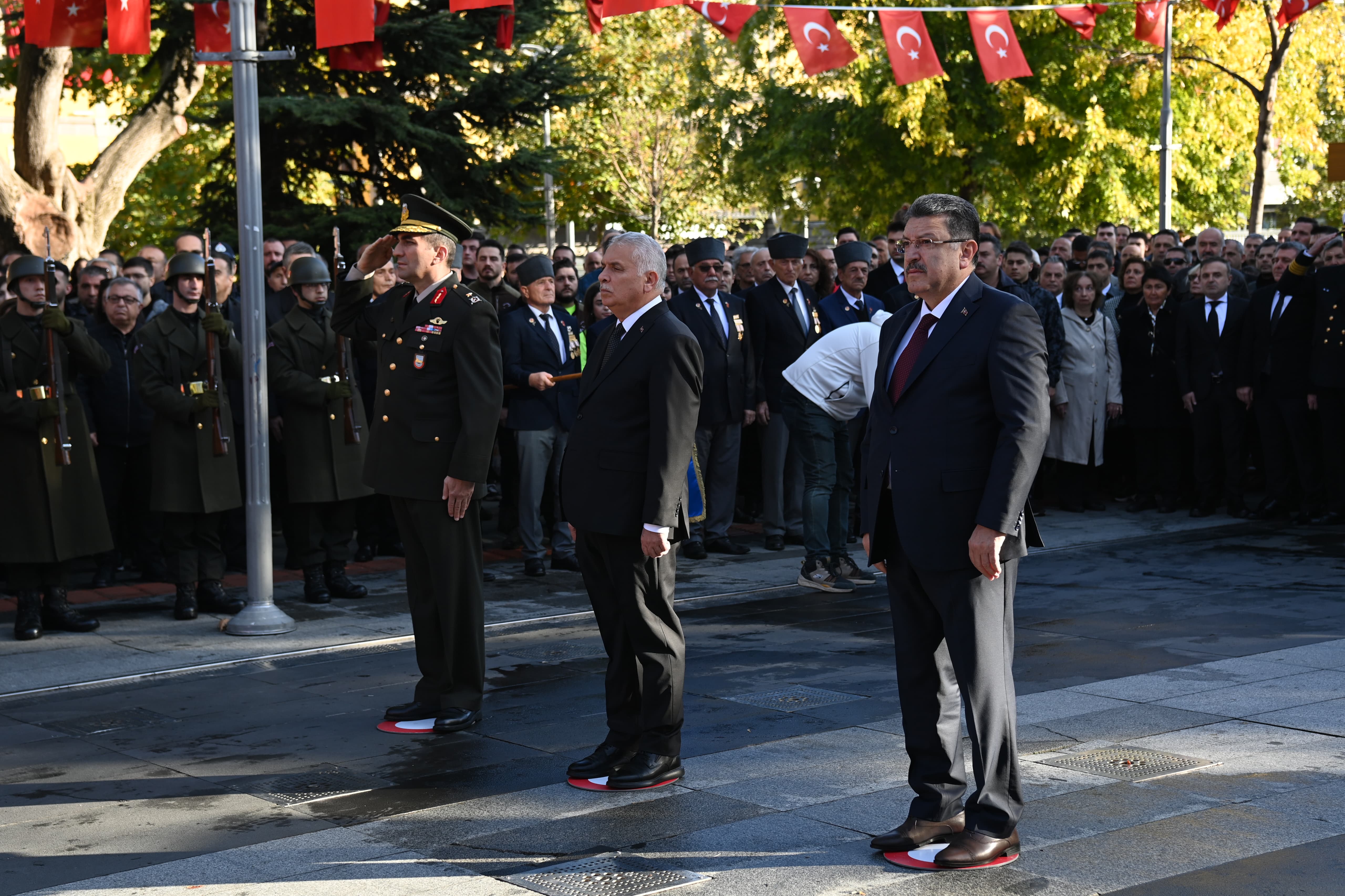 DÜŞÜNCE VE DEĞERLERİ ÖZGÜRLÜĞÜMÜZÜN TEMELİDİR