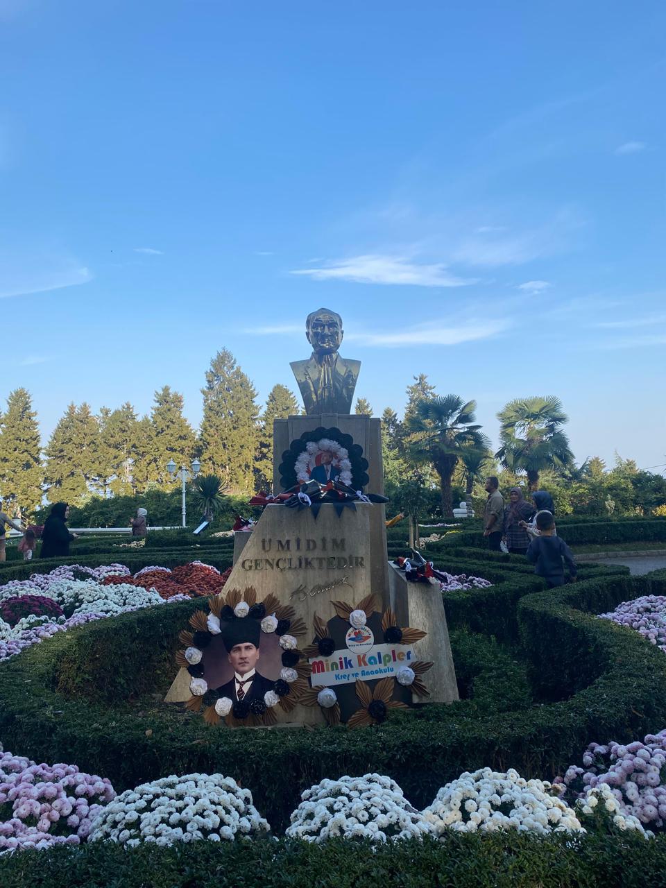 TRABZON ATASINA SAHİP ÇIKIYOR