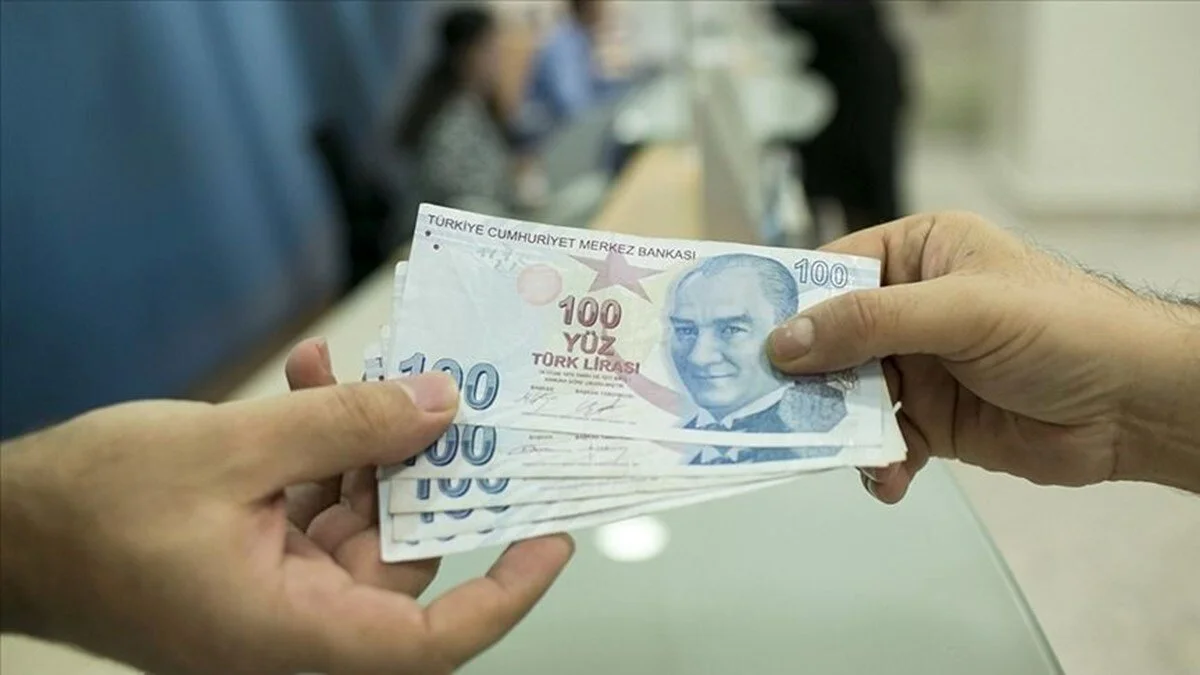 PEKİ TEMMUZ AYINDA MEMUR VE MEMUR EMEKLİLERİNE NE KADAR GÜNCELLEME GELECEK?