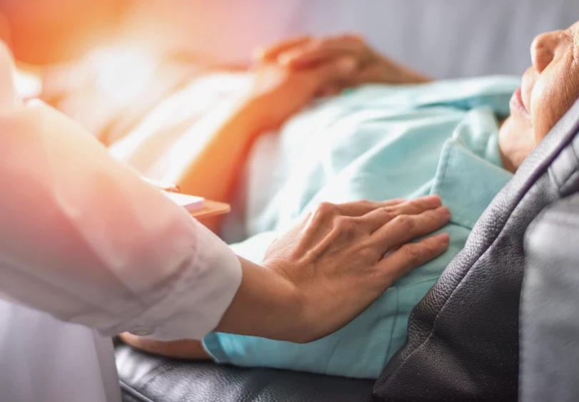 HASTASINA BAKANIN YENİ MAAŞI KAÇ LİRA