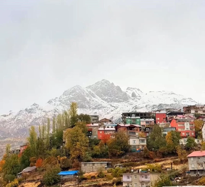 ŞIRNAK'TA KAR YAĞIŞI