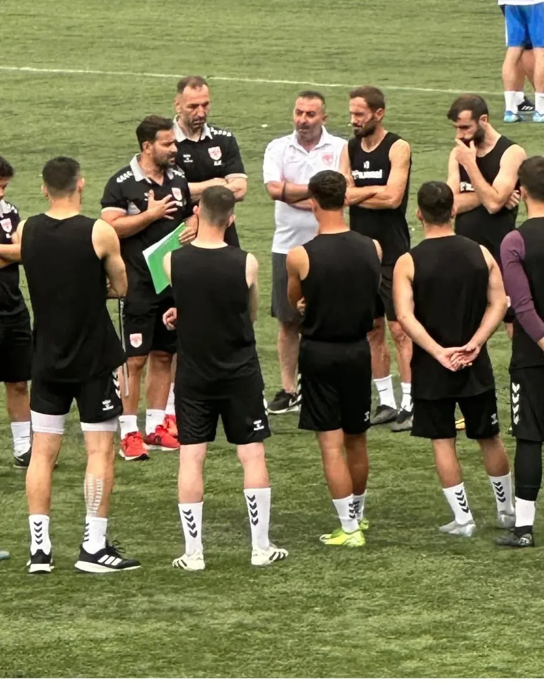 ÇAYKARASPOR EN ÜST SIRALARI HAK EDİYOR