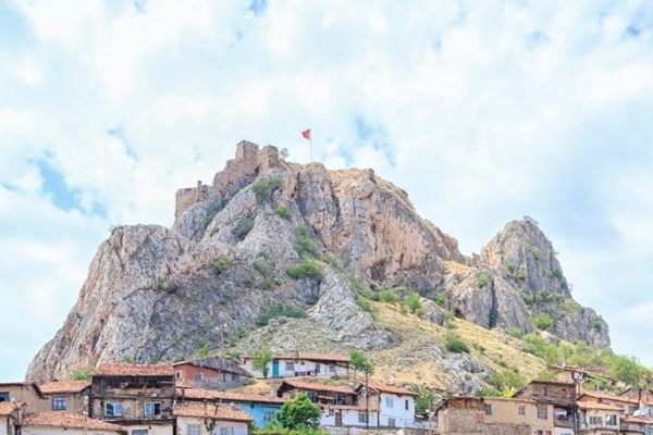 7. Tokat Şehir Kalesi