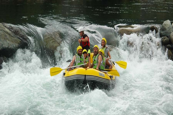 9. Çoruh Nehri ve Rafting