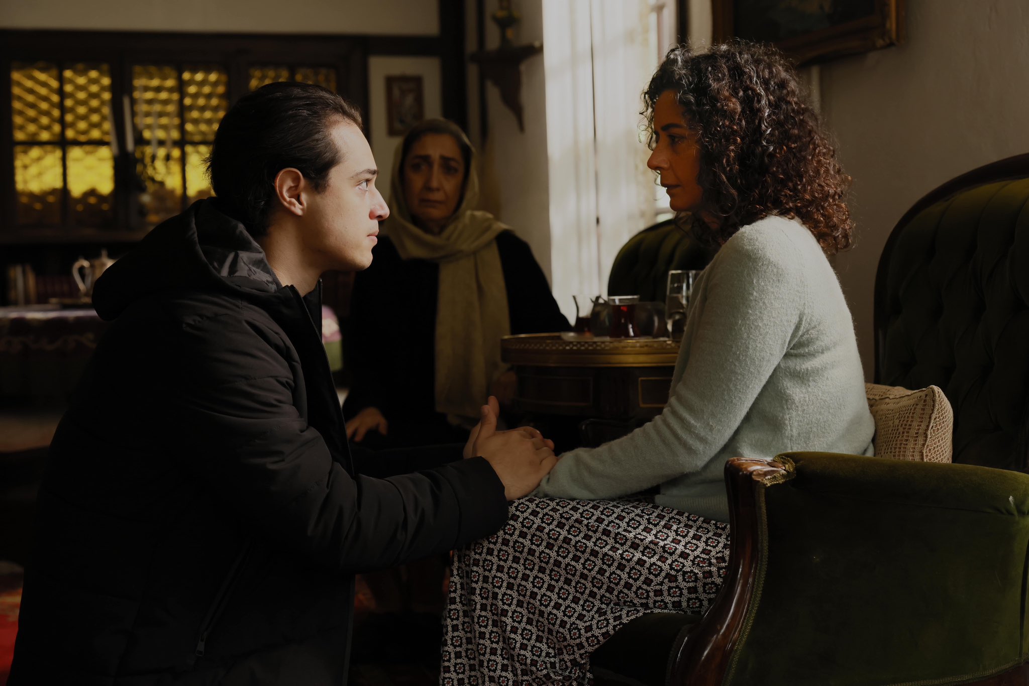 Aras, “Hazar Demirci” Olarak Sahnede: Aşiret Sermayesi Çalındı