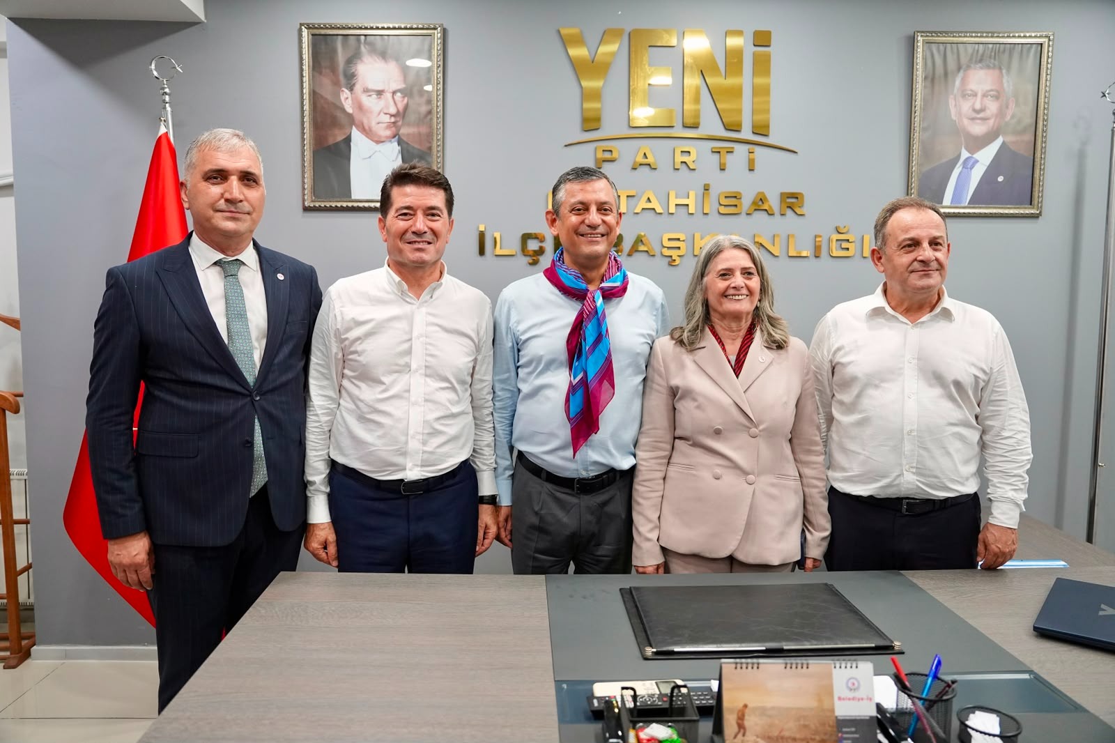 “YENİ PARTİ, BÜTÜN TÜRKİYE'NİN YENİ PARTİSİ OLARAK YOLA ÇIKTI”