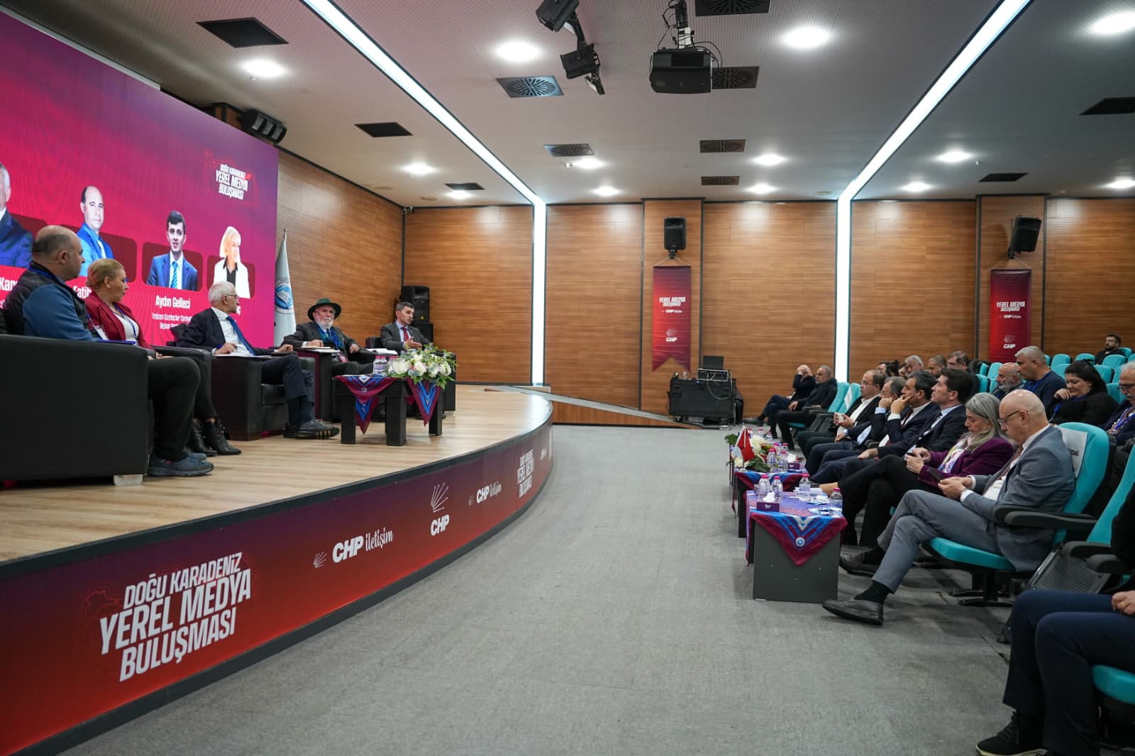 “DEVLET KURUMLARI, TARAFSIZLIĞINI YİTİRDİ”