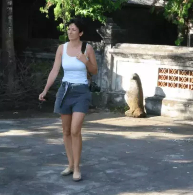 Gözler ona çevrildi