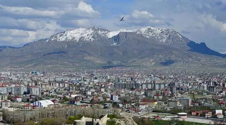 4- VAN, MUŞ,BİTLİS, HAKKARİ