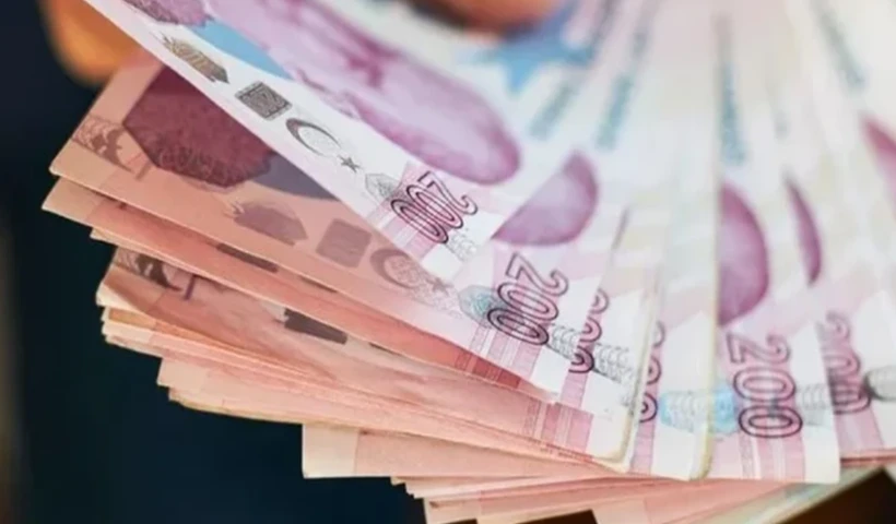 YILDA İKİ DEFA ZAM, HAFTA SONLARI TATİL