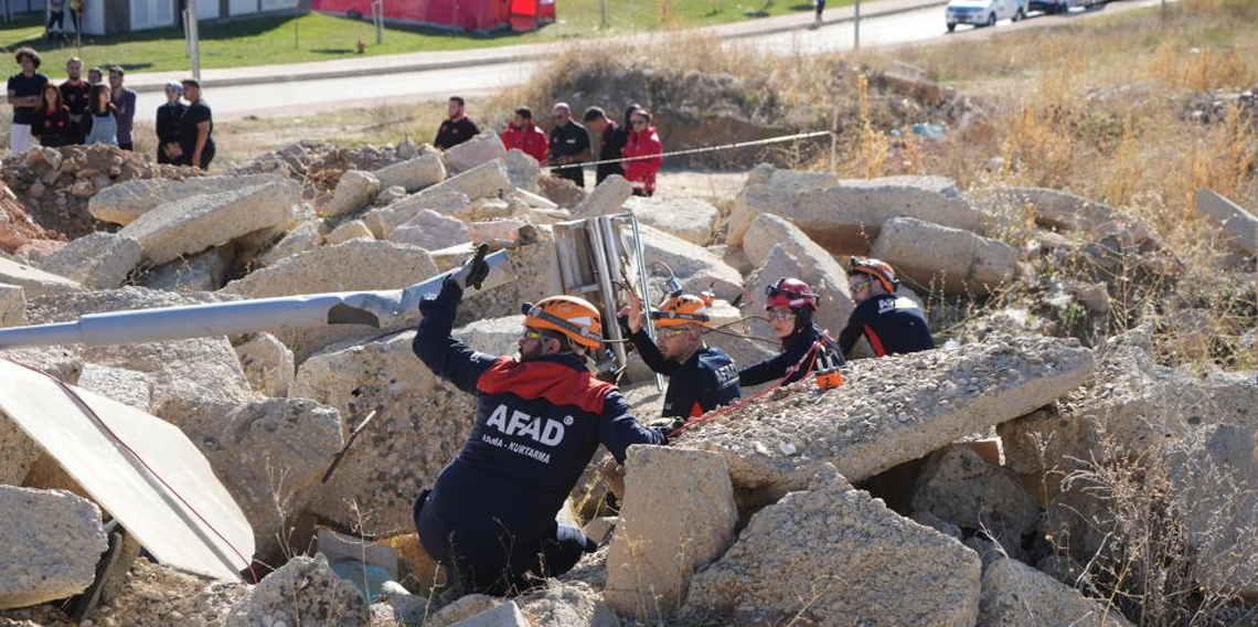 Bayburt'ta deprem tatbikatı 