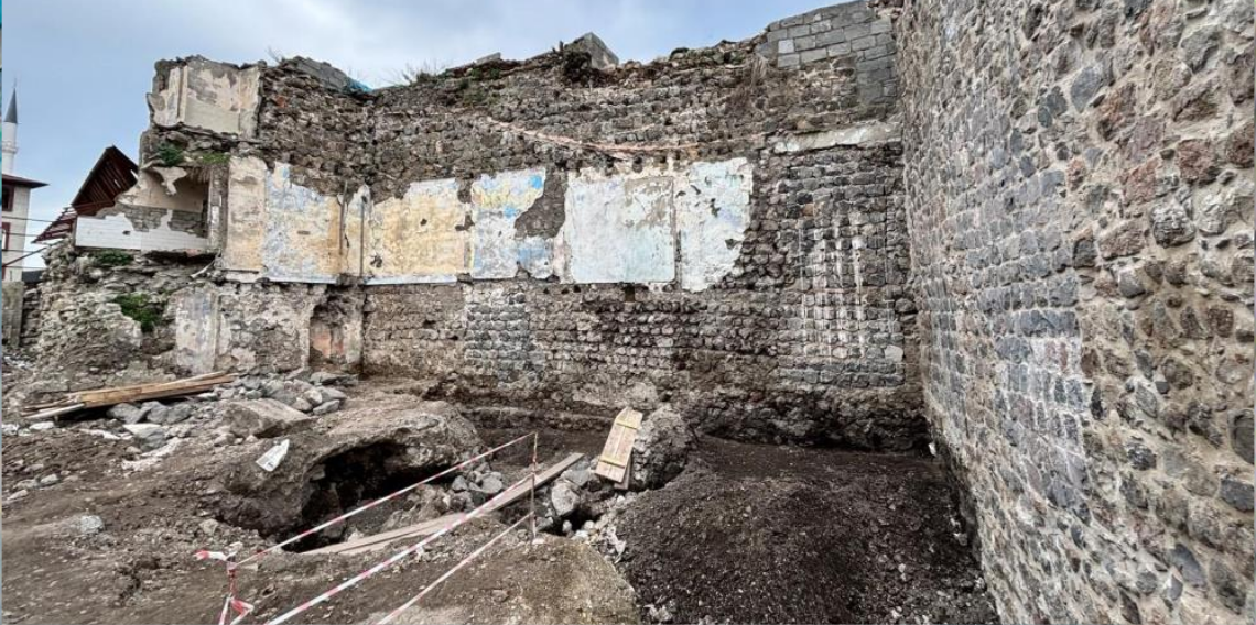 Trabzon’da Tarihi Keşif: Pazarkapı’da Antik Dere Limanı ve 2 Bin Yıllık Rıhtım Gün Yüzüne Çıktı