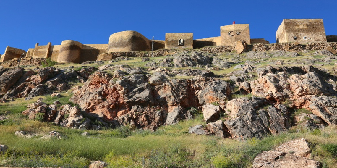 Bayburt Kalesi Ziyareti için Nerede Kalınır?