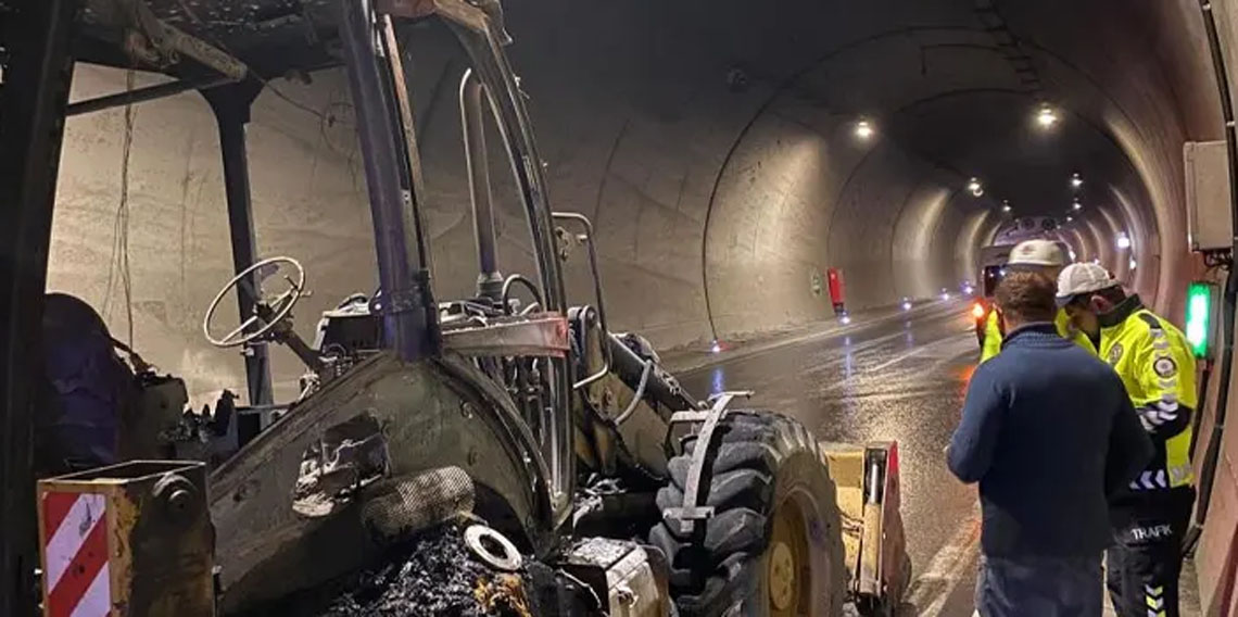 Artvin’de tünelde yangın çıktı! Tünel trafiğe kapatıldı