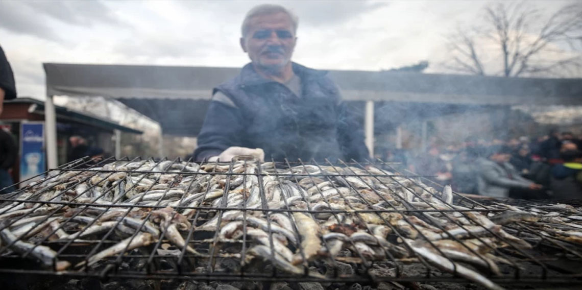 Hamsi festivali çoşkuyla başladı