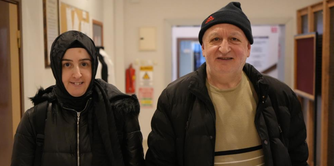 Samsun’da Duygulandıran Hikâye: Baba-Kız Aynı Sırada Okuma Yazma Öğreniyor