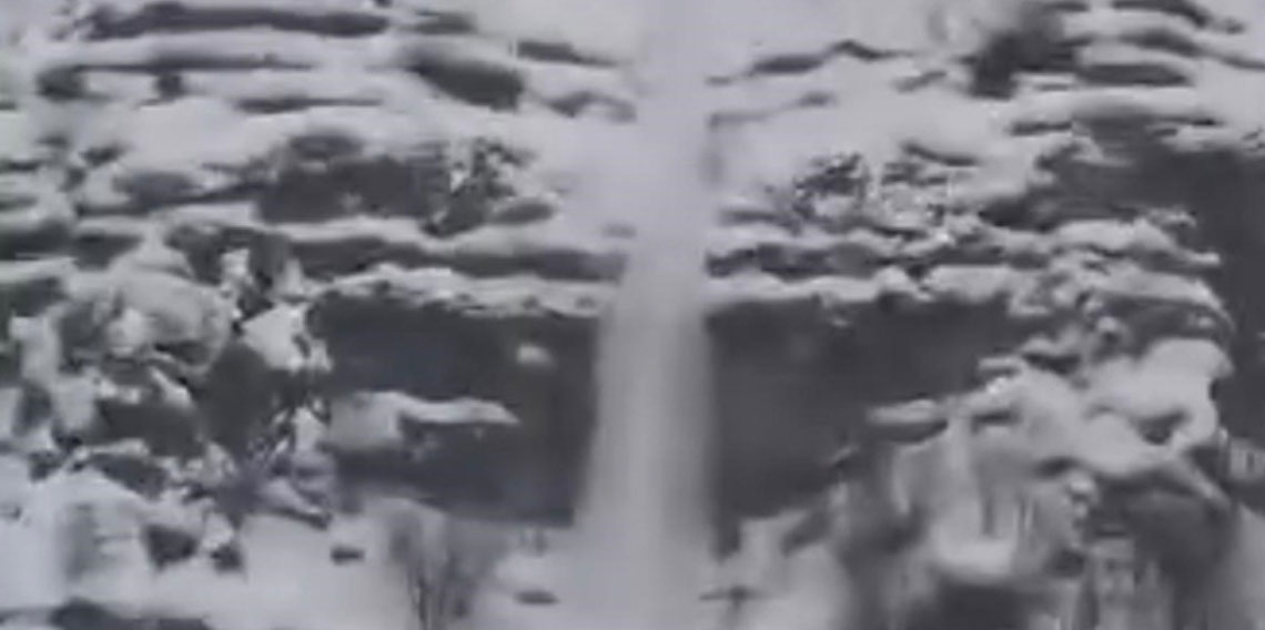 Çığ düşme anı kamerada