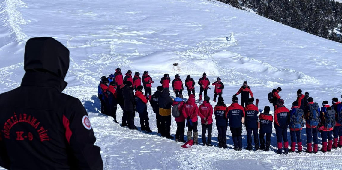 Trabzon'da Çığ Kurtarma Tatbikatı