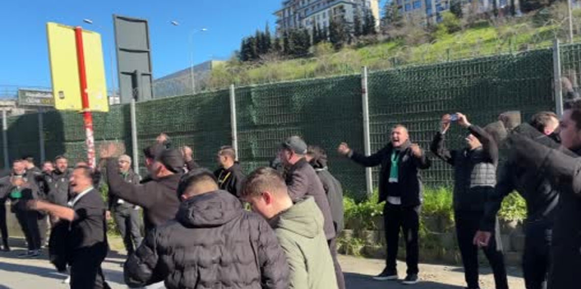 Kocaelispor taraftarı, RAMS Park'a geldi