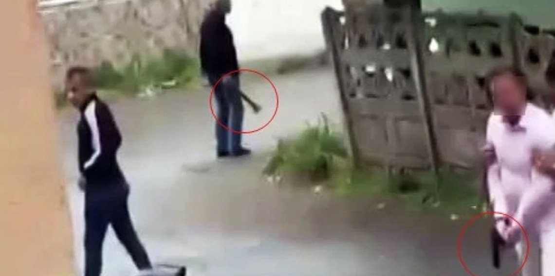 Emekli polisin kapısına balyoz ile dayanınca olanlar oldu