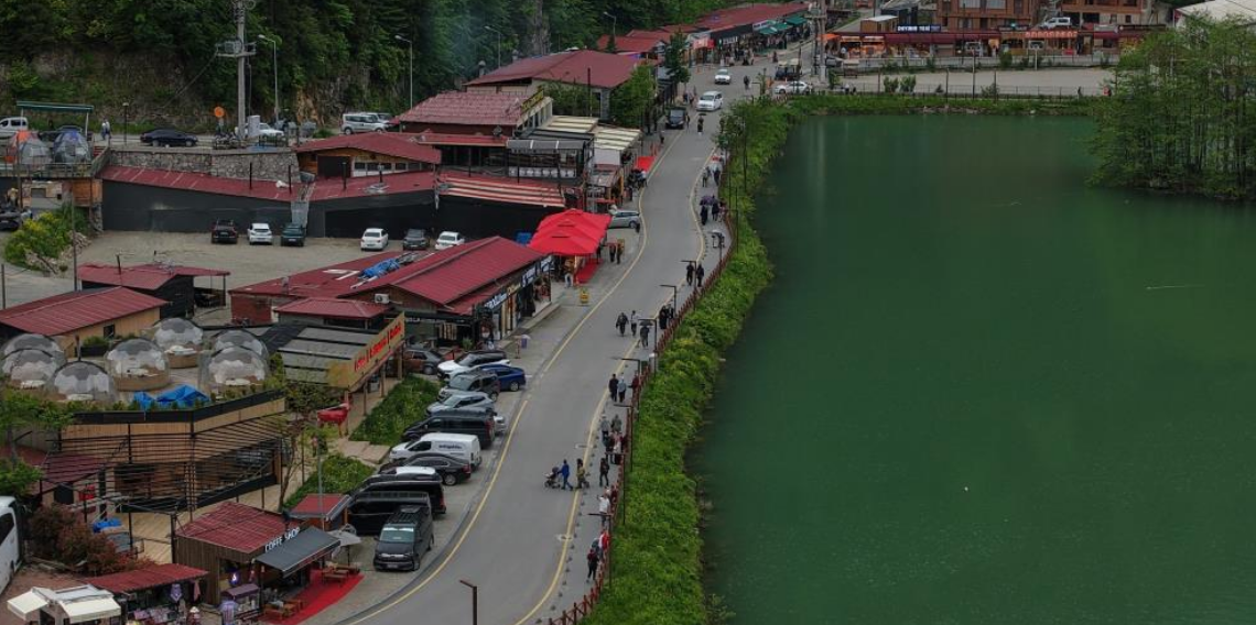 Uzungöl'de sezon hareketlendi, oteller dolmaya başladı
