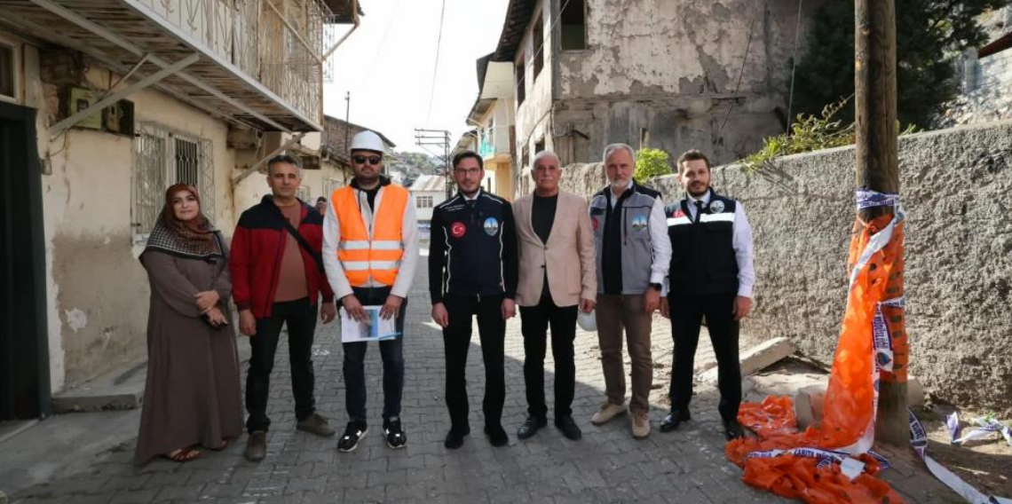Tokat'ta kentsel dönüşüm kapsamında yıkım çalışmaları başladı