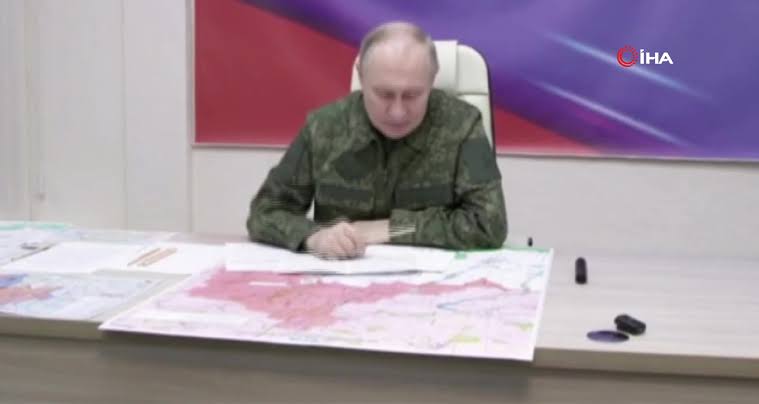 Putin, Ukrayna’nın işgal ettiği Kursk’u ilk kez ziyaret etti