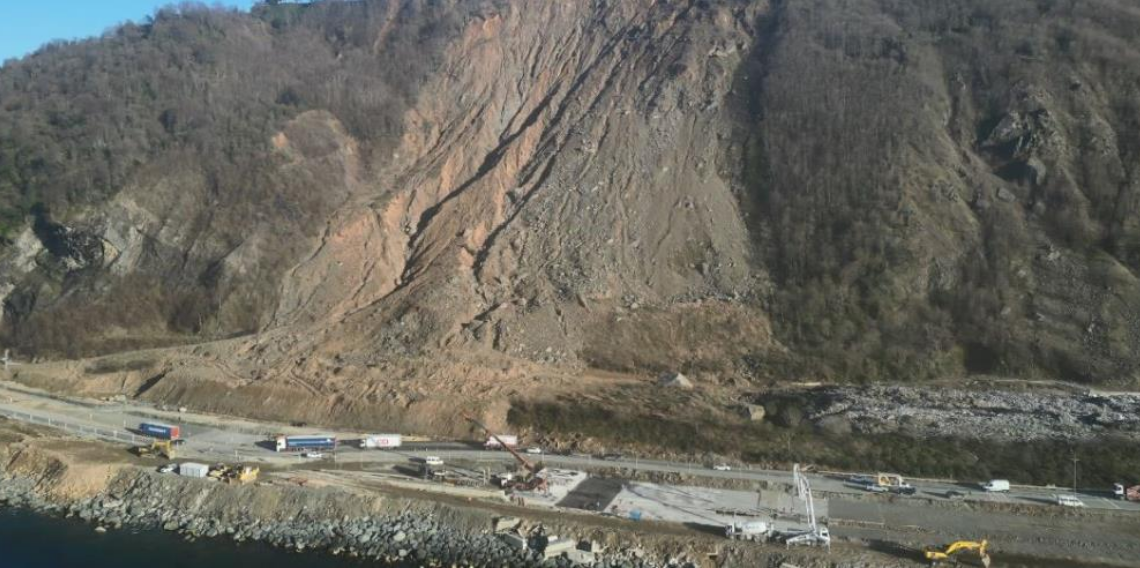 Artvin Arhavi’de Heyelan Bölgesine Tünel Yapımı Başladı