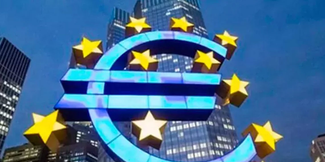 Euro Bölgesi'nde sanayi üretimi düştü