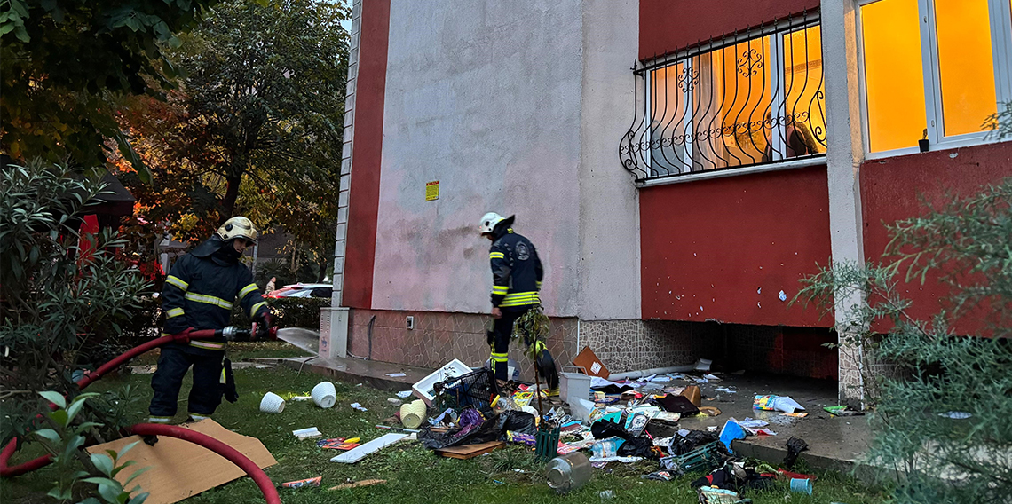 Kocaeli'de, itfaiyenin erken müdahalesi faciayı önledi