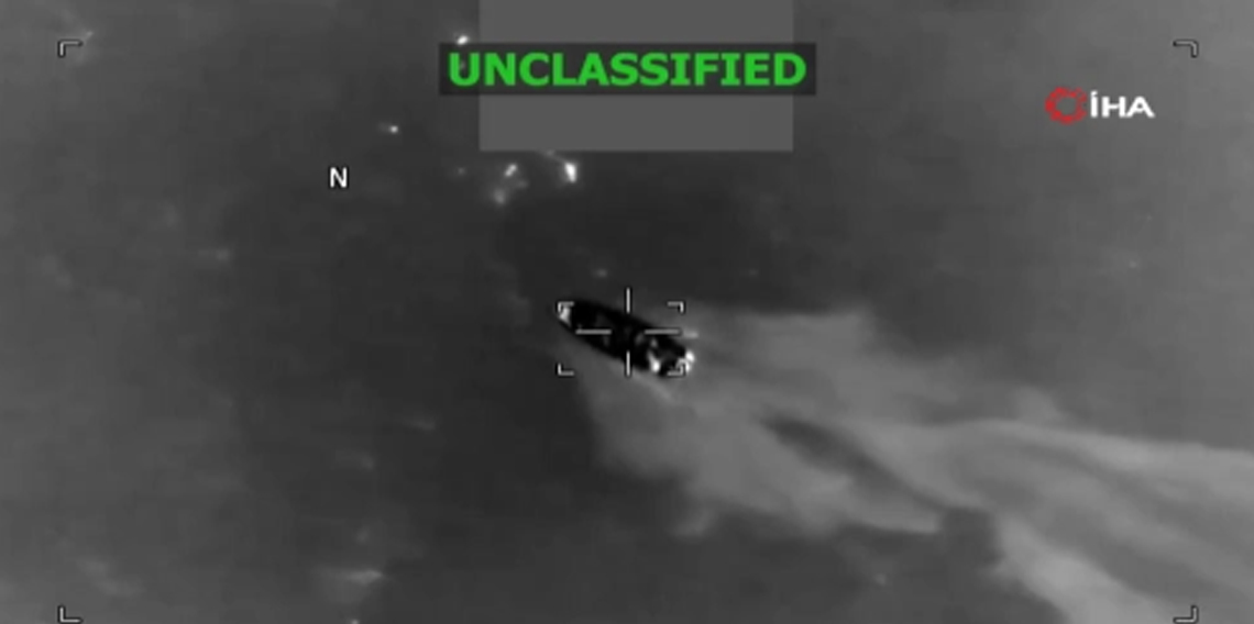 ABD ordusu Karayipler'de uyuşturucu taşıdığı belirlenen tekneyi vurdu: 3 ölü